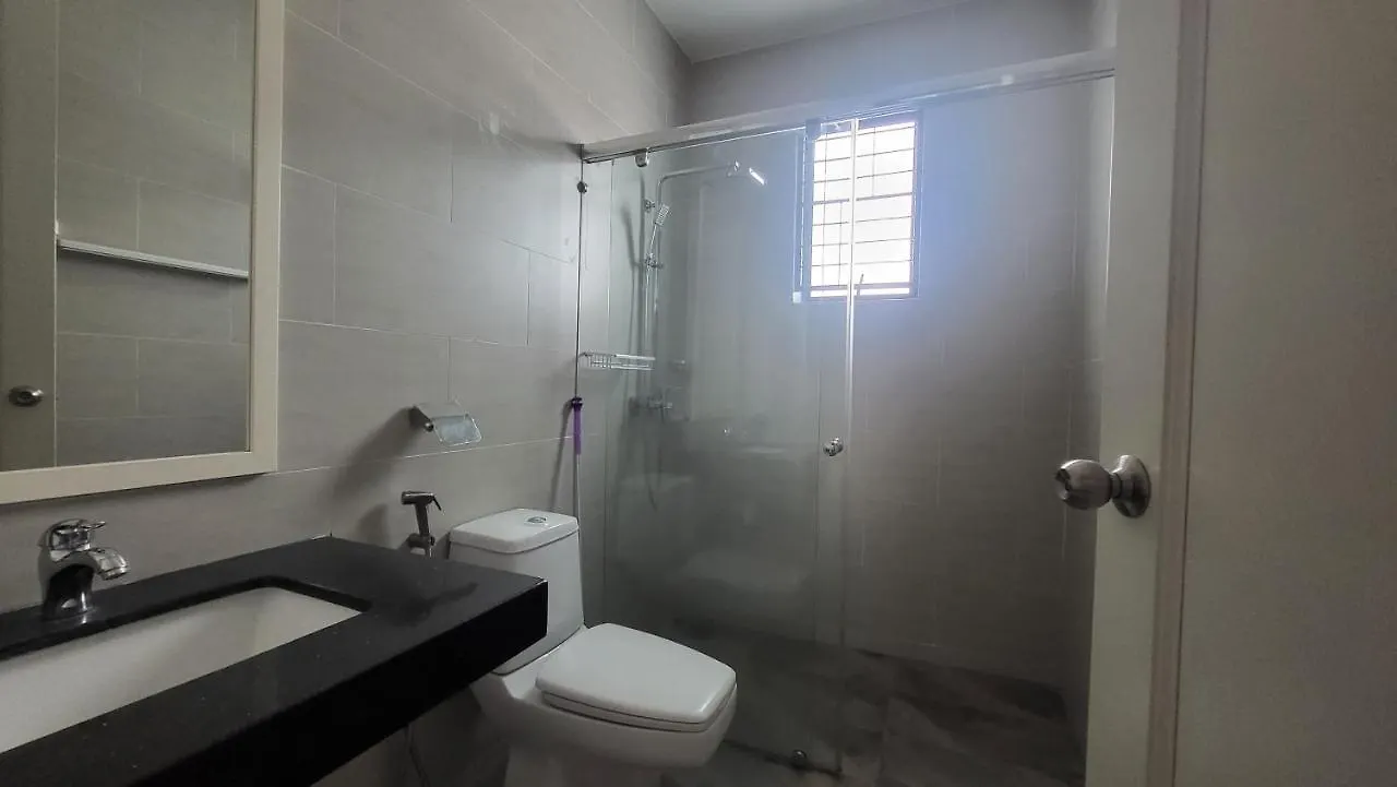 Fairy Retreat Private Pool Cottage Ipoh, Bbq, Ktv, 10-12 Pax 0*, ايبوه ماليزيا