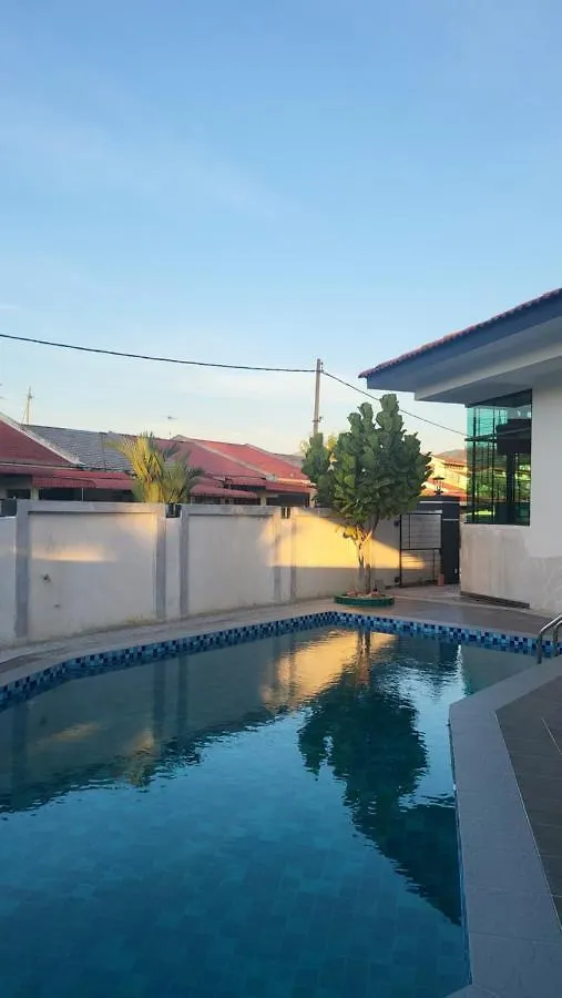 Fairy Retreat Private Pool Cottage Ipoh, Bbq, Ktv, 10-12 Pax بيت للعطل