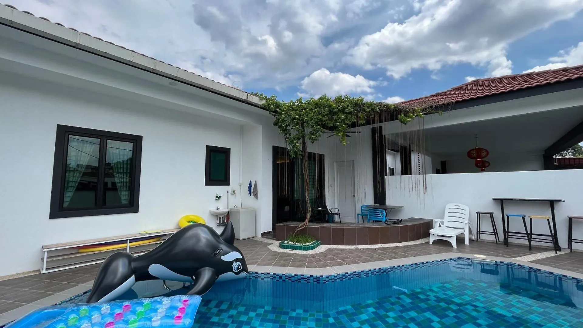 Fairy Retreat Private Pool Cottage Ipoh, Bbq, Ktv, 10-12 Pax بيت للعطل